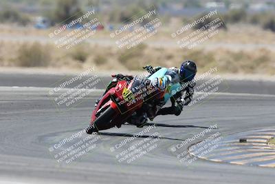 media/Apr-20-2025-CVMA (Sun) [[39090e8767]]/Race 11-500-350 Supersport (Holeshot)/